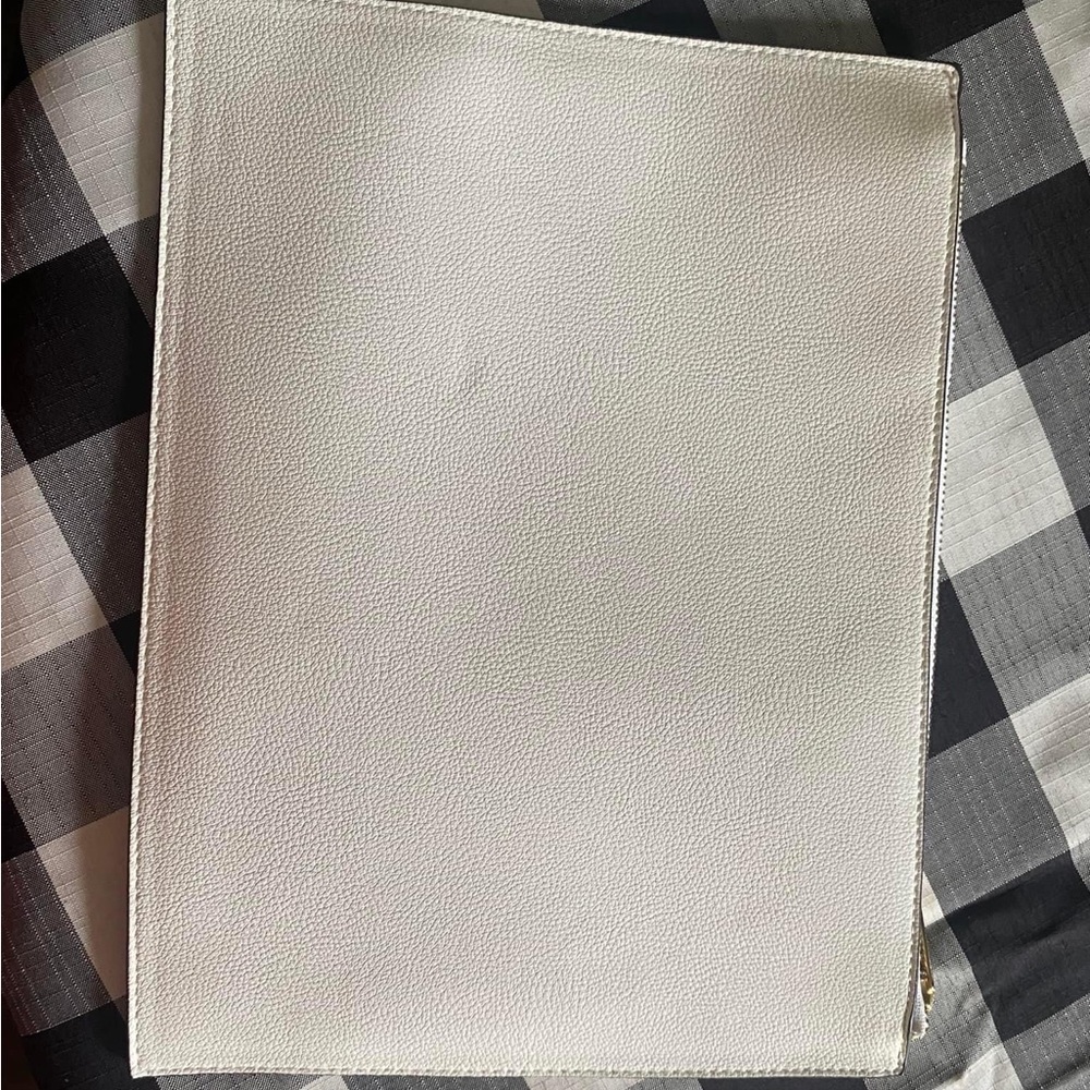 Ann taylor clutch white